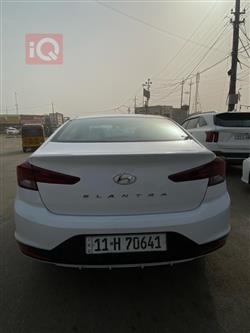 هیوندای ئەلەنترا